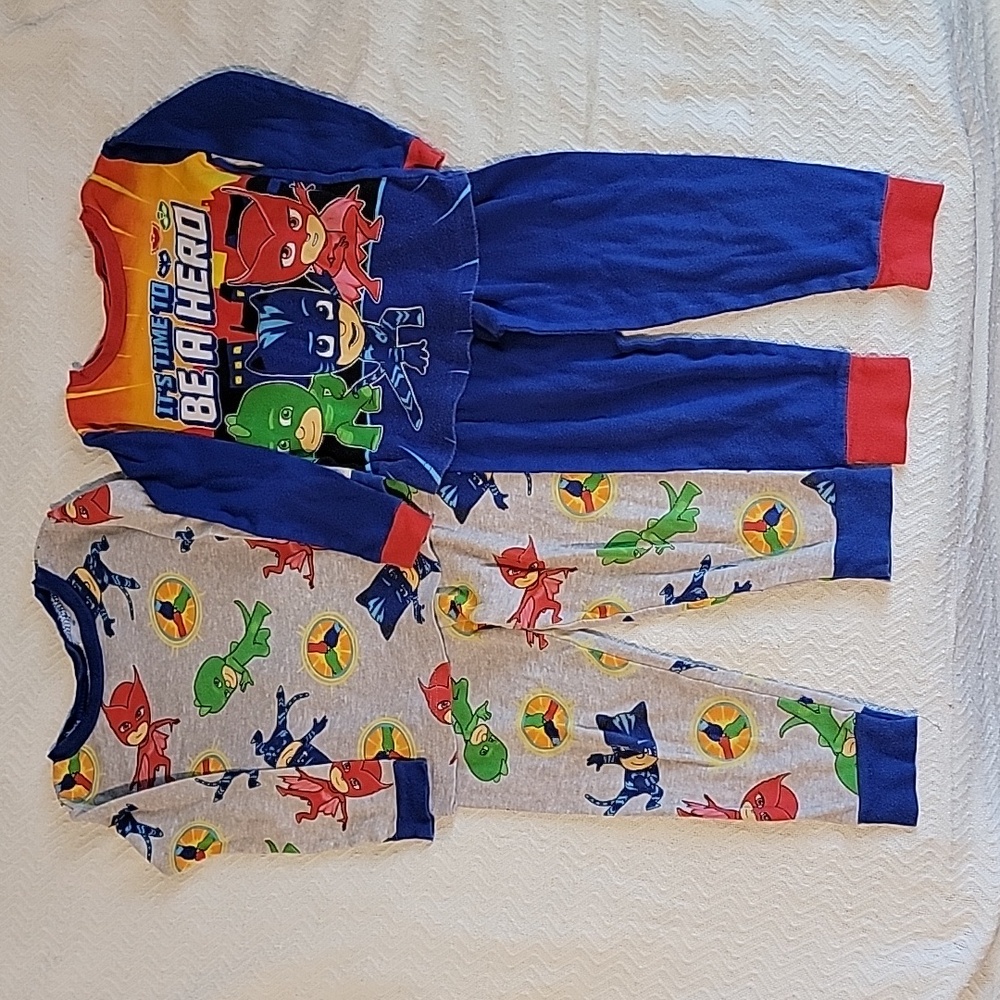 PJ Masks 2 sets of Pajamas size 4 Toddler 4T